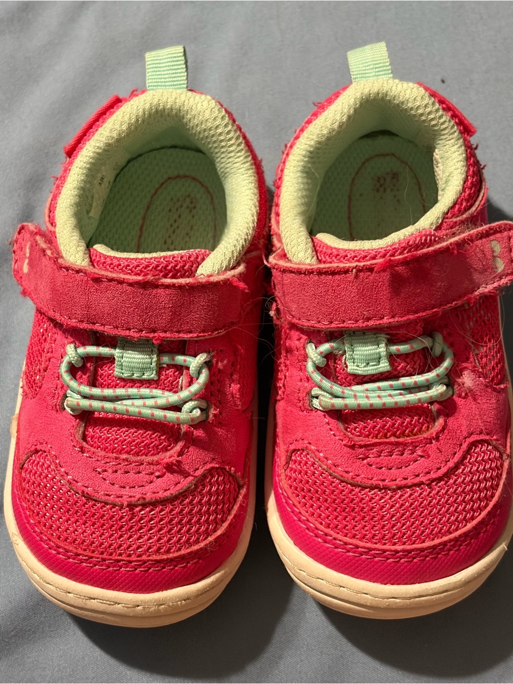 Surprize By Stride Rite Size 4 Pink Kids Sneakers Stage 2 first walker